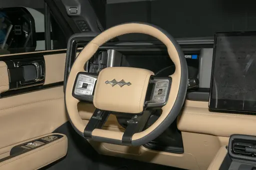 BYD Leopard 5 Interior: Where Rugged Meets Refined in an Electric Off-Road SUV
