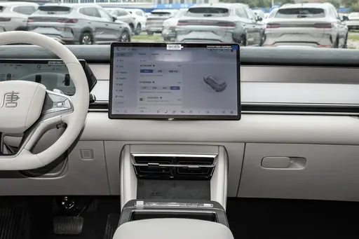 2025 BYD Tang L EV premium interior with leather seats, 15.6-inch rotating touchscreen